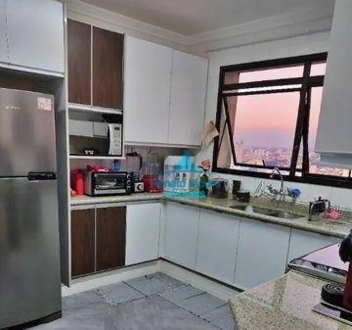 Apartamento com 3 quartos para alugar, 211m2 em Centro, Sorocaba - SP - imagem 6 Foto 6 de Apartamento com 3 quartos para alugar, 211m2 em Centro, Sorocaba - SP
