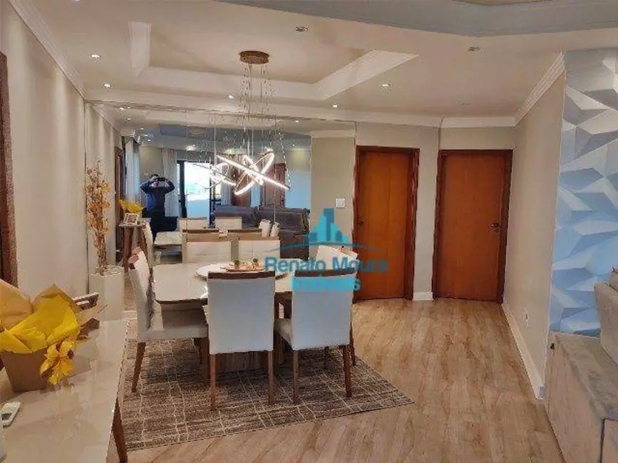 Apartamento com 3 quartos para alugar, 211m2 em Centro, Sorocaba - SP - imagem 3 Foto 3 de Apartamento com 3 quartos para alugar, 211m2 em Centro, Sorocaba - SP