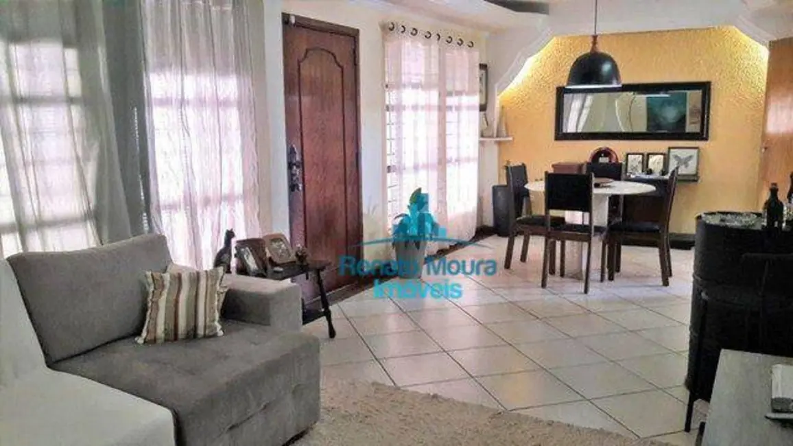 Casa com 5 quartos à venda, 300m2 em Vila Barão, Sorocaba - SP - imagem 4 Foto 4 de Casa com 5 quartos à venda, 300m2 em Vila Barão, Sorocaba - SP