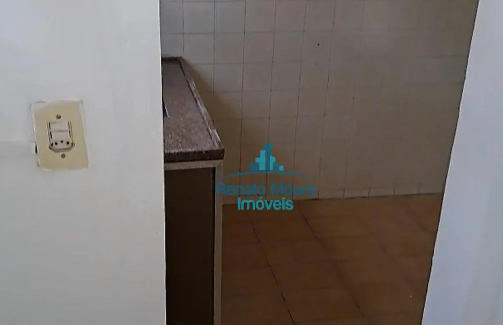 Foto 3 de Apartamento com 2 quartos para alugar, 52m2 em Vila Odin, Sorocaba - SP