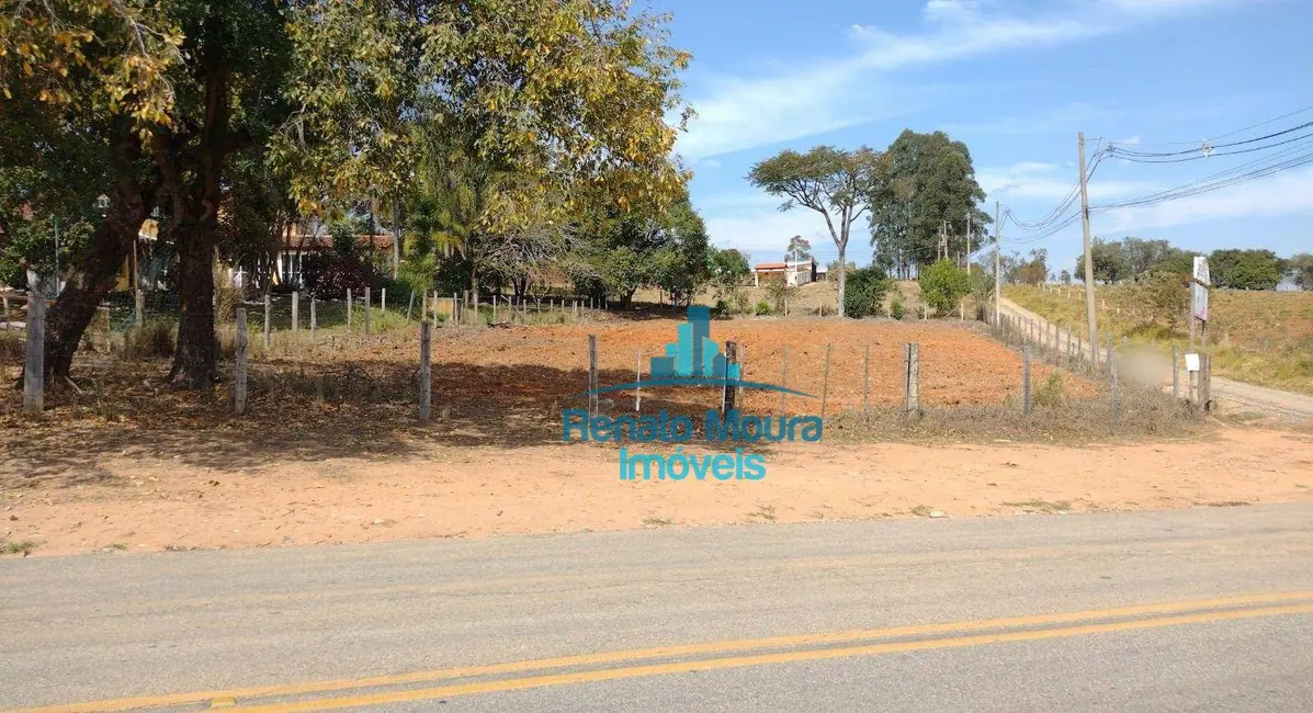 Foto 2 de Terreno / Lote à venda, 1535m2 em Aracoiaba Da Serra - SP