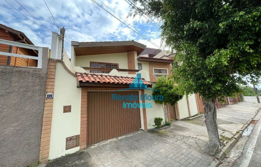 Foto 2 de Sobrado com 3 quartos à venda, 396m2 em Jardim Refúgio, Sorocaba - SP