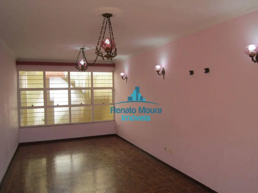 Foto 2 de Casa com 4 quartos para alugar, 250m2 em Vila Augusta, Sorocaba - SP
