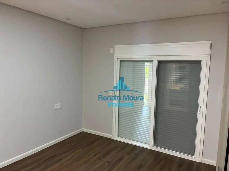 Foto 7 de Casa de Condomínio com 2 quartos à venda e para alugar, 250m2 em Chácaras Reunidas São Jorge, Sorocaba - SP