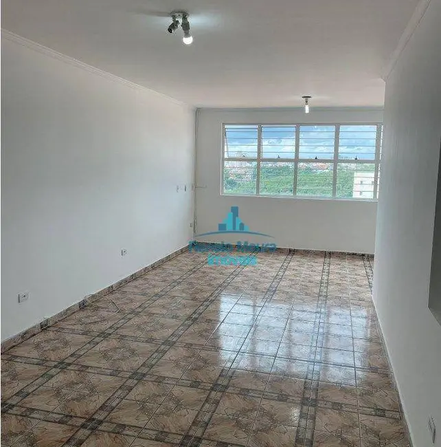 Foto 4 de Apartamento com 2 quartos para alugar, 95m2 em Vila Hortência, Sorocaba - SP