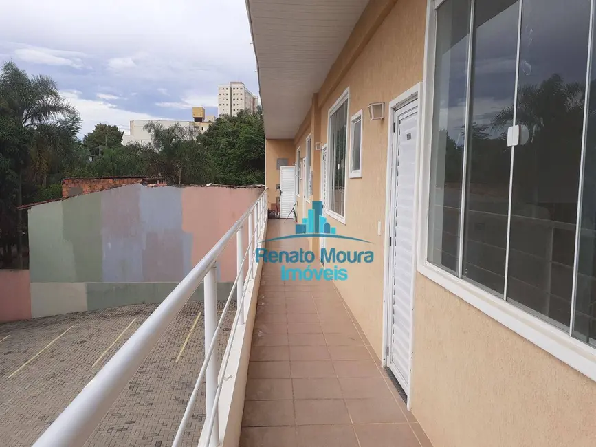 Kitnet com 1 quarto à venda, 30m2 em Lopes de Oliveira, Sorocaba - SP - imagem 8 Foto 8 de Kitnet com 1 quarto à venda, 30m2 em Lopes de Oliveira, Sorocaba - SP