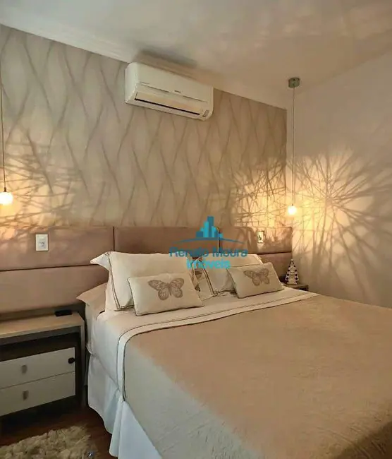 Sobrado com 3 quartos à venda, 200m2 em Wanel Ville, Sorocaba - SP - imagem 9 Foto 9 de Sobrado com 3 quartos à venda, 200m2 em Wanel Ville, Sorocaba - SP