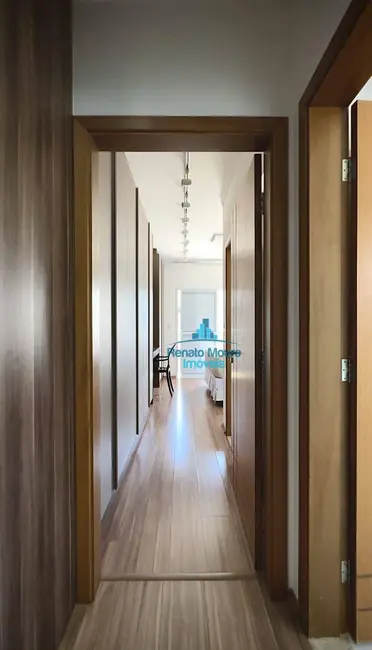 Sobrado com 3 quartos à venda, 200m2 em Wanel Ville, Sorocaba - SP - imagem 6 Foto 6 de Sobrado com 3 quartos à venda, 200m2 em Wanel Ville, Sorocaba - SP