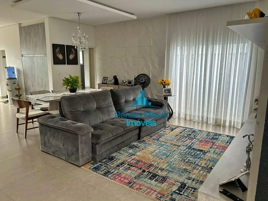 Foto 2 de Sobrado com 3 quartos à venda, 200m2 em Jardim Reserva Ipanema, Sorocaba - SP