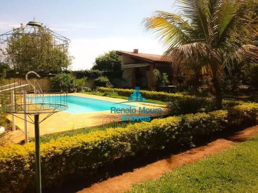 Foto 3 de Chácara com 4 quartos à venda, 1250m2 em Aracoiaba Da Serra - SP