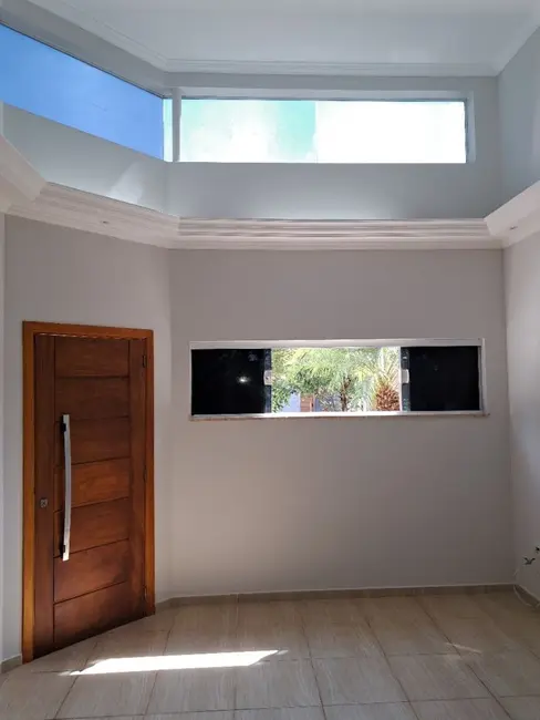 Foto 2 de Casa de Condomínio com 3 quartos para alugar, 200m2 em Horto Florestal, Sorocaba - SP