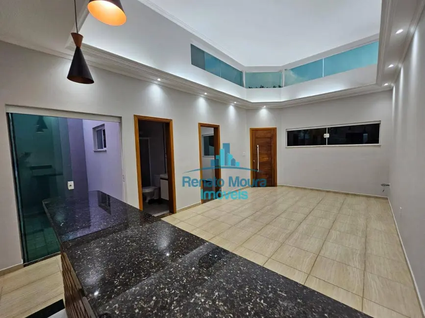 Foto 1 de Casa de Condomínio com 3 quartos para alugar, 200m2 em Horto Florestal, Sorocaba - SP