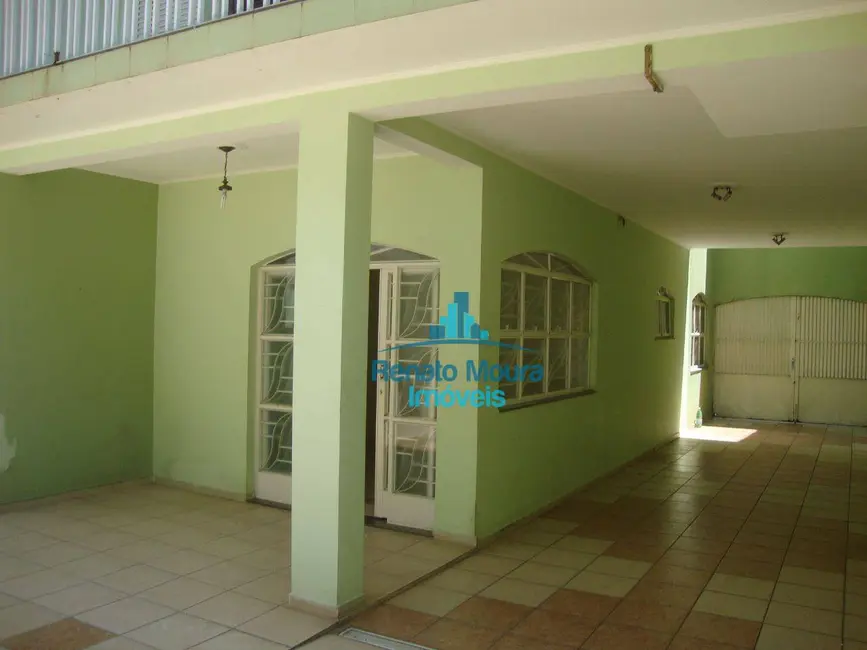 Foto 3 de Sobrado com 4 quartos à venda, 300m2 em Vila Trujillo, Sorocaba - SP