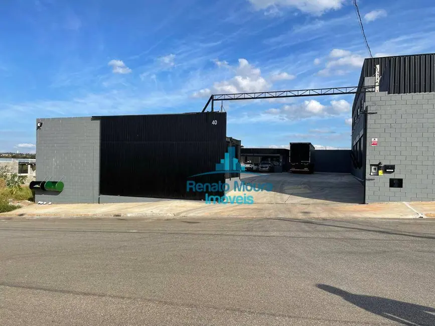 Foto 2 de Armazém / Galpão à venda, 1500m2 em Éden, Sorocaba - SP