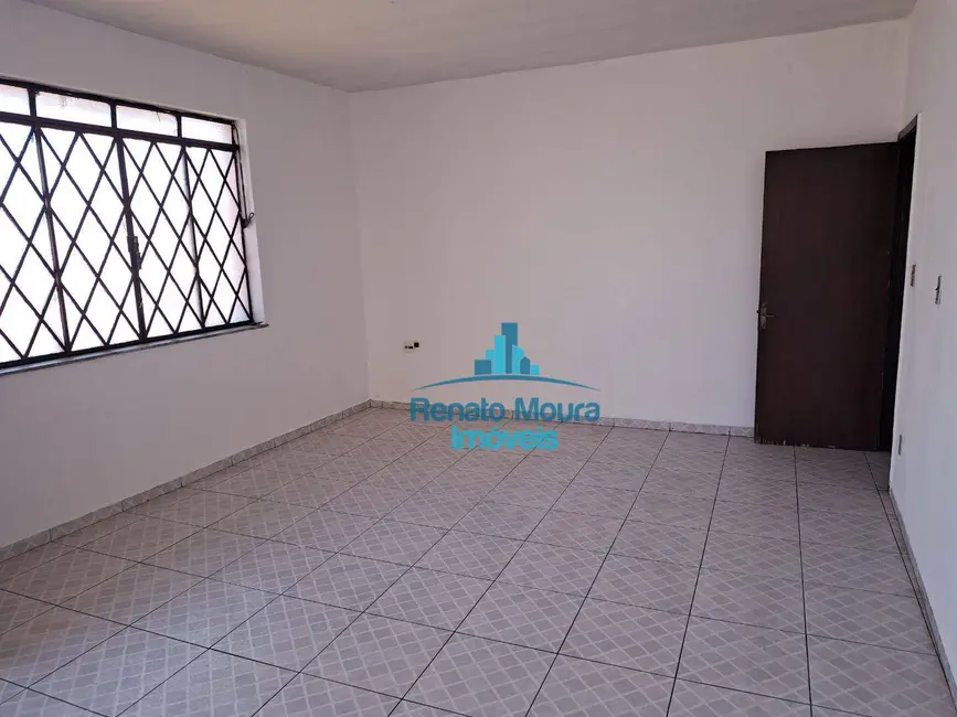 Foto 2 de Sobrado com 4 quartos para alugar, 130m2 em Jardim Santa Rosália, Sorocaba - SP