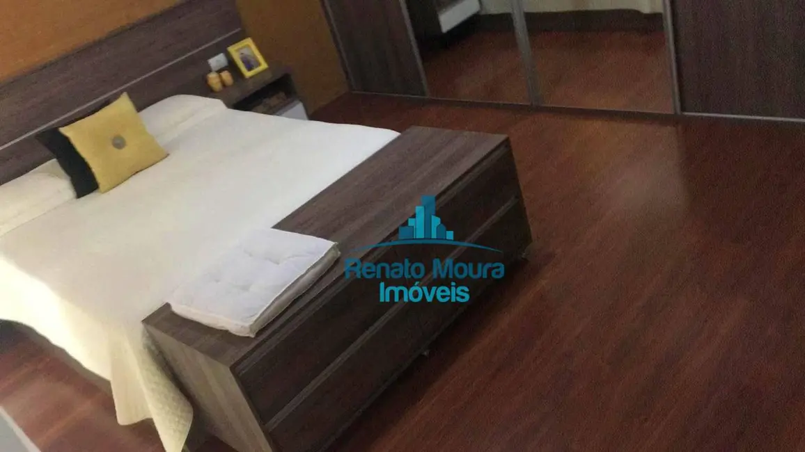 Foto 9 de Sobrado com 3 quartos à venda, 200m2 em Vila Haro, Sorocaba - SP