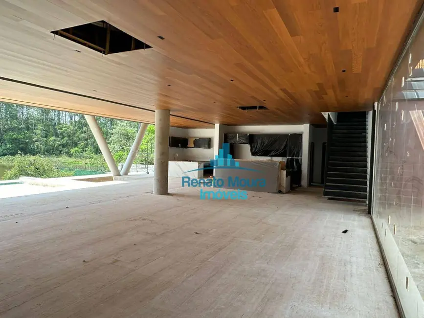 Casa de Condomínio com 5 quartos à venda, 1300m2 em Aracoiaba Da Serra - SP - imagem 8 Foto 8 de Casa de Condomínio com 5 quartos à venda, 1300m2 em Aracoiaba Da Serra - SP