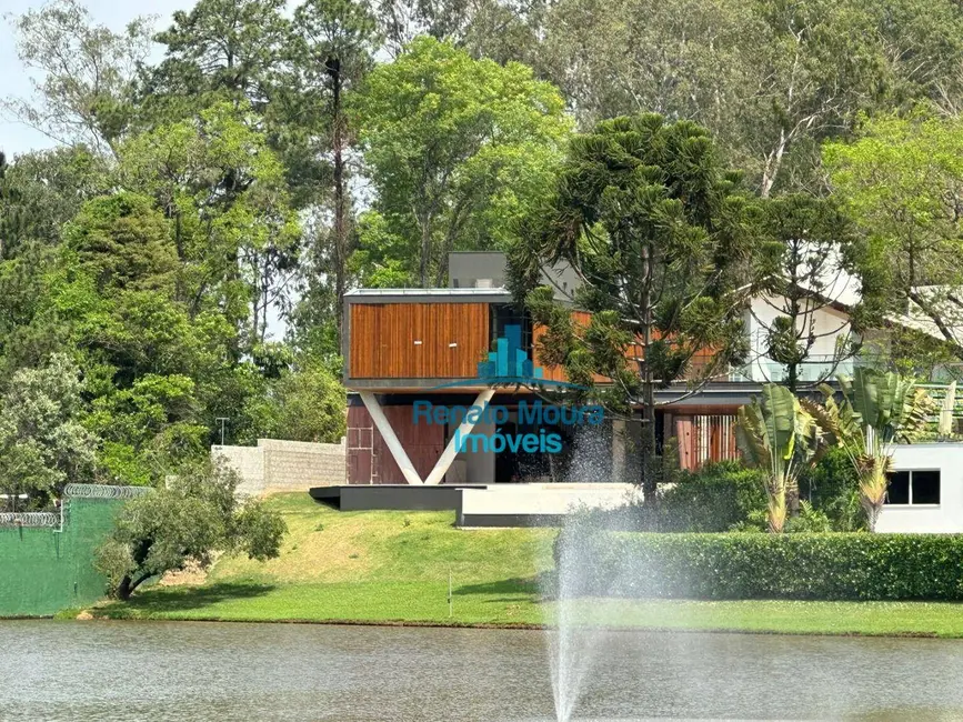 Casa de Condomínio com 5 quartos à venda, 1300m2 em Aracoiaba Da Serra - SP - imagem 5 Foto 5 de Casa de Condomínio com 5 quartos à venda, 1300m2 em Aracoiaba Da Serra - SP