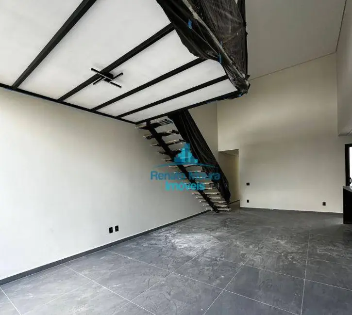 Sobrado com 3 quartos à venda, 250m2 em Aparecidinha, Sorocaba - SP - imagem 5 Foto 5 de Sobrado com 3 quartos à venda, 250m2 em Aparecidinha, Sorocaba - SP