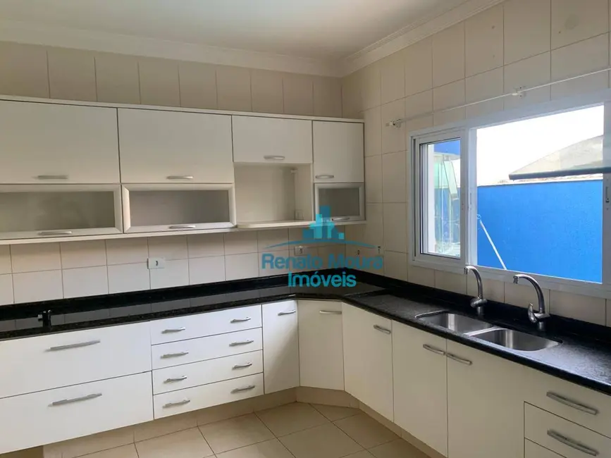 Sobrado com 3 quartos à venda e para alugar, 300m2 em Jardim Novo Horizonte, Sorocaba - SP - imagem 6 Foto 6 de Sobrado com 3 quartos à venda e para alugar, 300m2 em Jardim Novo Horizonte, Sorocaba - SP