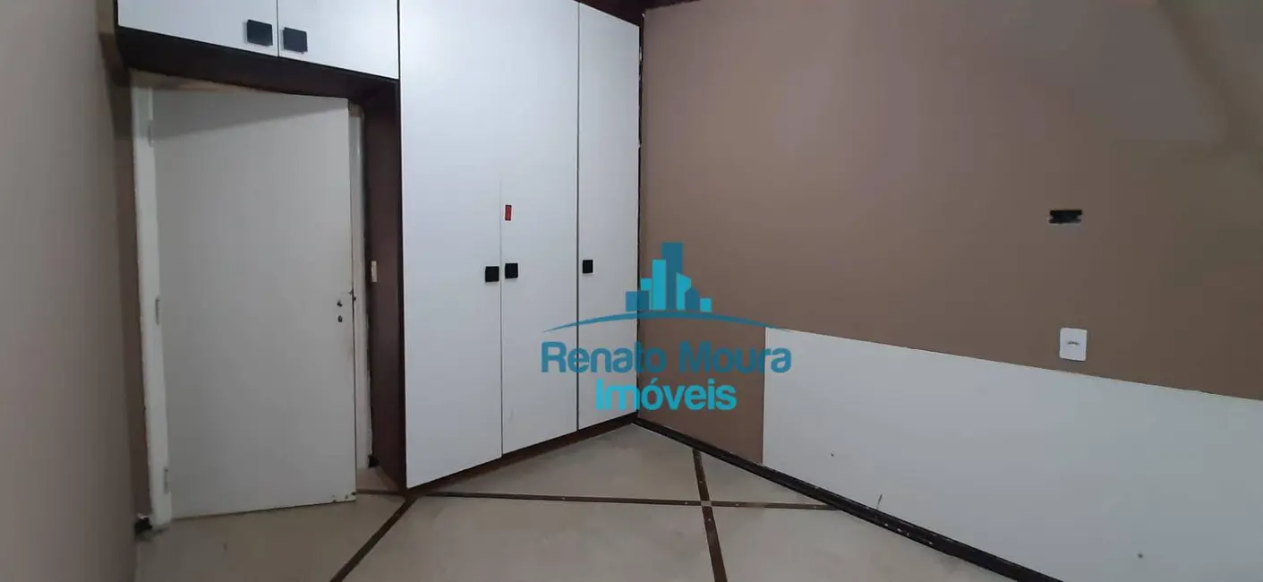 Casa com 3 quartos à venda e para alugar, 938m2 em Jardim Emília, Sorocaba - SP - imagem 6 Foto 6 de Casa com 3 quartos à venda e para alugar, 938m2 em Jardim Emília, Sorocaba - SP