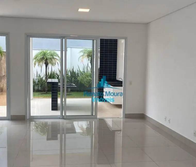 Sobrado com 4 quartos à venda, 330m2 em Sorocaba - SP - imagem 3 Foto 3 de Sobrado com 4 quartos à venda, 330m2 em Sorocaba - SP