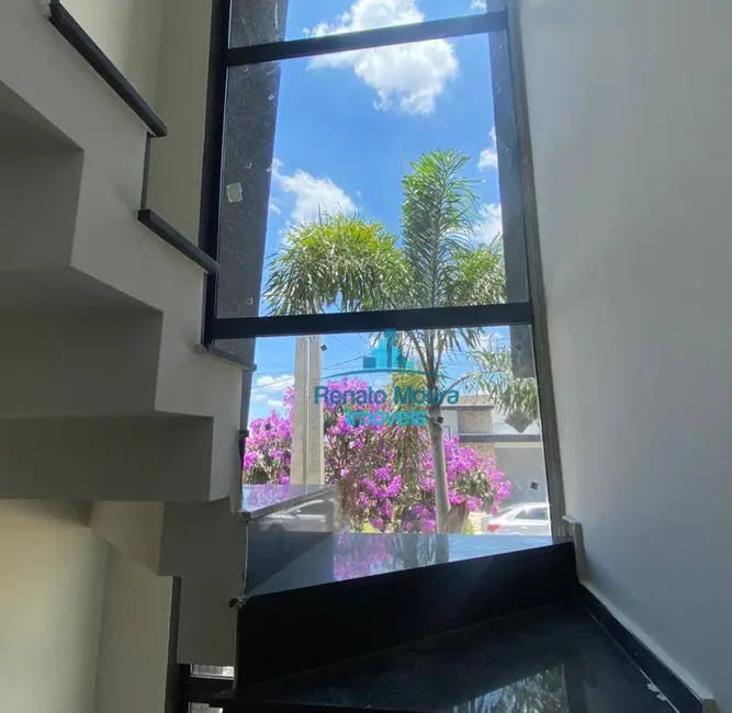 Sobrado com 3 quartos à venda, 160m2 em Cajuru do Sul, Sorocaba - SP - imagem 4 Foto 4 de Sobrado com 3 quartos à venda, 160m2 em Cajuru do Sul, Sorocaba - SP