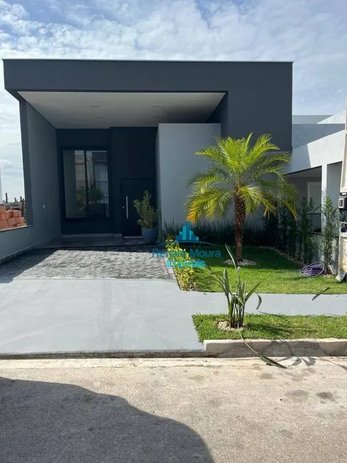 Foto 2 de Casa de Condomínio com 2 quartos à venda, 150m2 em Horto Florestal, Sorocaba - SP