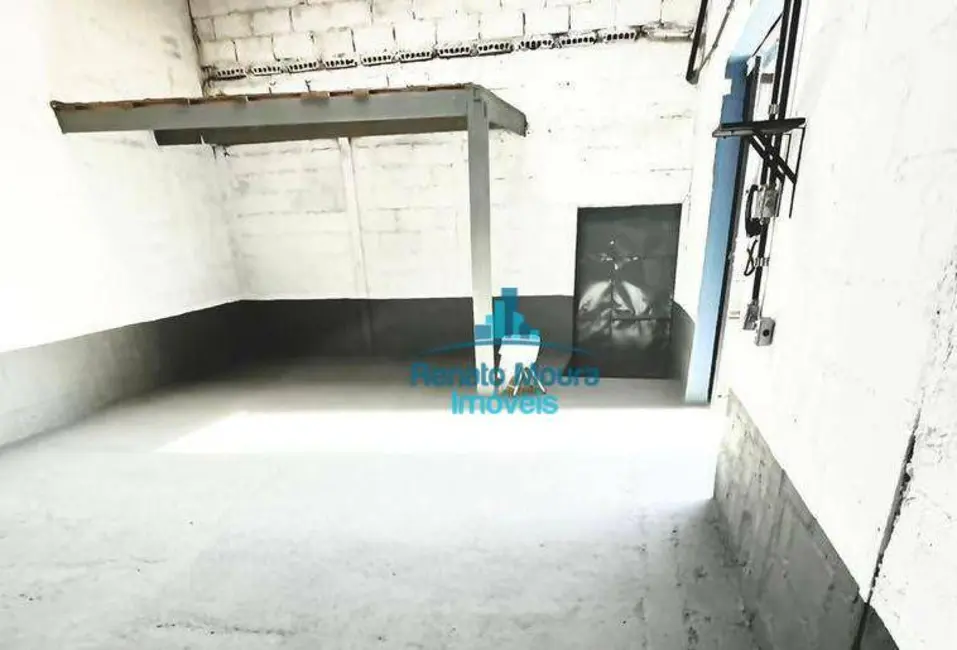 Armazém / Galpão para alugar, 200m2 em Jardim Nogueira, Sorocaba - SP - imagem 5 Foto 5 de Armazém / Galpão para alugar, 200m2 em Jardim Nogueira, Sorocaba - SP