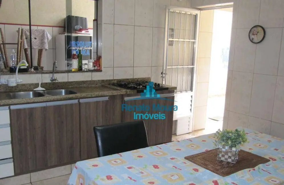 Sobrado com 3 quartos à venda e para alugar, 230m2 em Jardim Maria do Carmo, Sorocaba - SP - imagem 6 Foto 6 de Sobrado com 3 quartos à venda e para alugar, 230m2 em Jardim Maria do Carmo, Sorocaba - SP