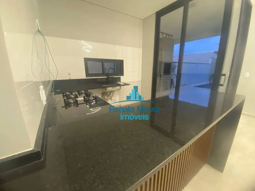 Casa de Condomínio com 3 quartos à venda, 200m2 em Wanel Ville, Sorocaba - SP - imagem 4 Foto 4 de Casa de Condomínio com 3 quartos à venda, 200m2 em Wanel Ville, Sorocaba - SP
