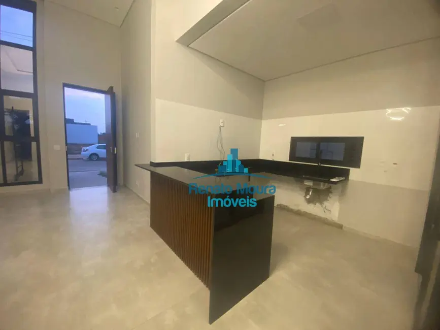 Casa de Condomínio com 3 quartos à venda, 200m2 em Wanel Ville, Sorocaba - SP - imagem 3 Foto 3 de Casa de Condomínio com 3 quartos à venda, 200m2 em Wanel Ville, Sorocaba - SP