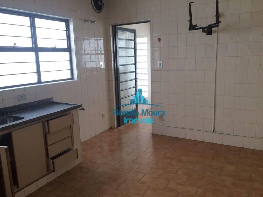 Foto 2 de Sobrado com 3 quartos à venda e para alugar, 125m2 em Vila Hortência, Sorocaba - SP