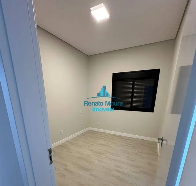 Casa de Condomínio com 3 quartos à venda, 220m2 em Wanel Ville, Sorocaba - SP - imagem 9 Foto 9 de Casa de Condomínio com 3 quartos à venda, 220m2 em Wanel Ville, Sorocaba - SP