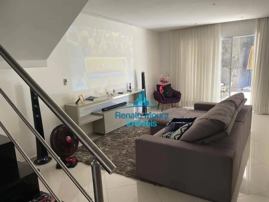 Sobrado com 3 quartos à venda, 297m2 em Jardim São Carlos, Sorocaba - SP - imagem 5 Foto 5 de Sobrado com 3 quartos à venda, 297m2 em Jardim São Carlos, Sorocaba - SP