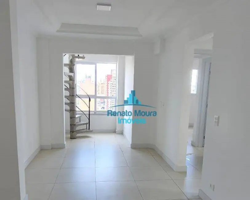 Foto 2 de Cobertura com 2 quartos à venda, 130m2 em Centro, Sorocaba - SP