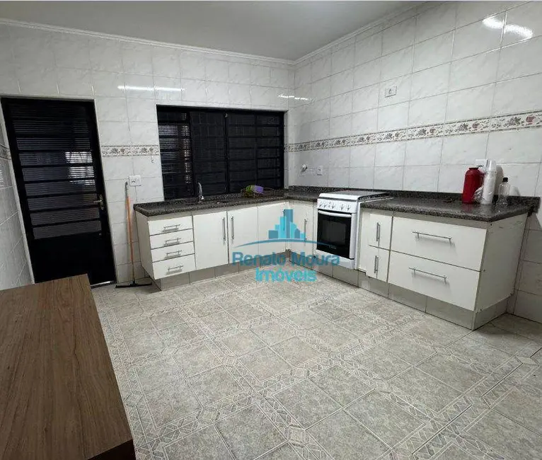 Foto 3 de Sobrado com 4 quartos à venda, 330m2 em Vila Trujillo, Sorocaba - SP