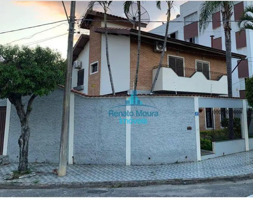 Foto 4 de Sobrado com 4 quartos à venda, 330m2 em Vila Trujillo, Sorocaba - SP