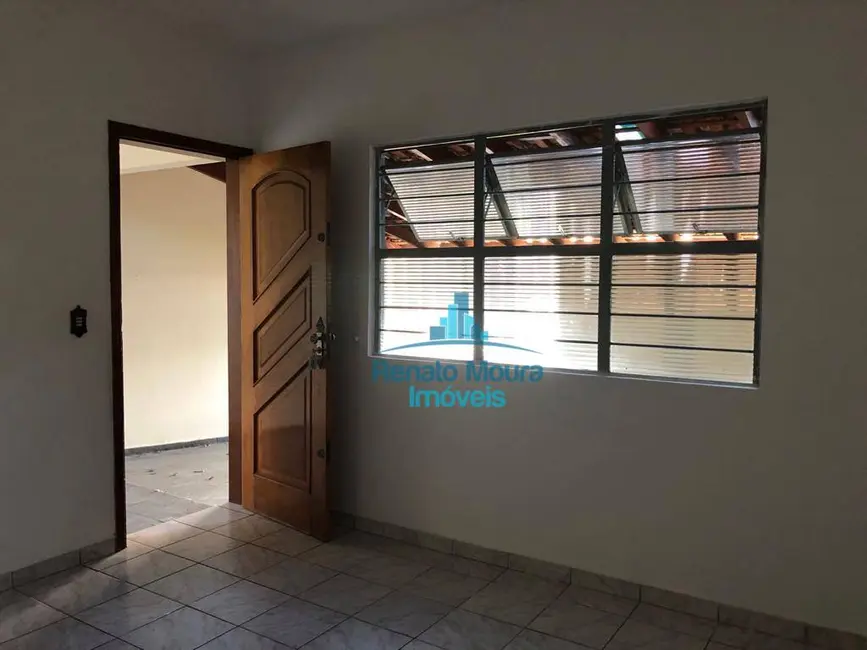 Foto 4 de Casa com 2 quartos para alugar, 162m2 em Jardim Boa Esperança, Sorocaba - SP