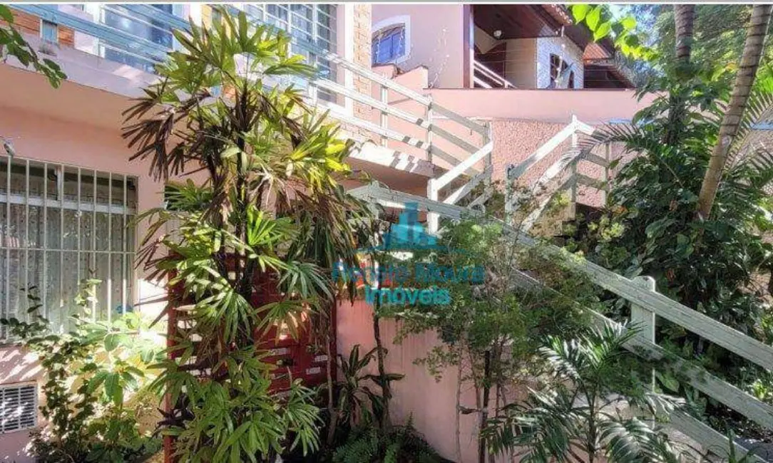 Foto 3 de Sobrado com 6 quartos para alugar, 320m2 em Vila Trujillo, Sorocaba - SP