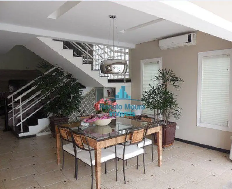 Sobrado com 3 quartos à venda, 360m2 em Alto da Boa Vista, Sorocaba - SP - imagem 6 Foto 6 de Sobrado com 3 quartos à venda, 360m2 em Alto da Boa Vista, Sorocaba - SP