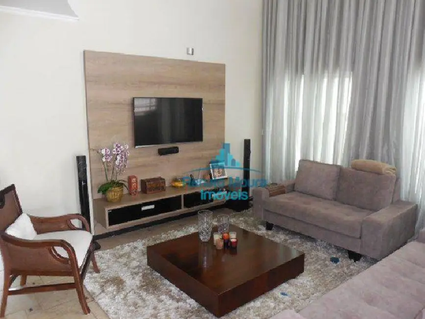 Sobrado com 3 quartos à venda, 360m2 em Alto da Boa Vista, Sorocaba - SP - imagem 3 Foto 3 de Sobrado com 3 quartos à venda, 360m2 em Alto da Boa Vista, Sorocaba - SP