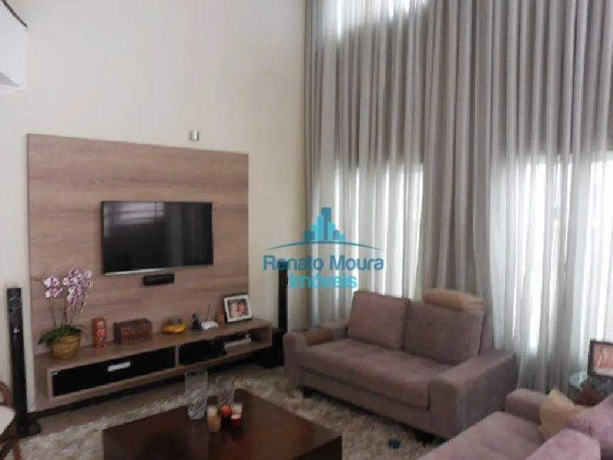 Sobrado com 3 quartos à venda, 360m2 em Alto da Boa Vista, Sorocaba - SP - imagem 5 Foto 5 de Sobrado com 3 quartos à venda, 360m2 em Alto da Boa Vista, Sorocaba - SP