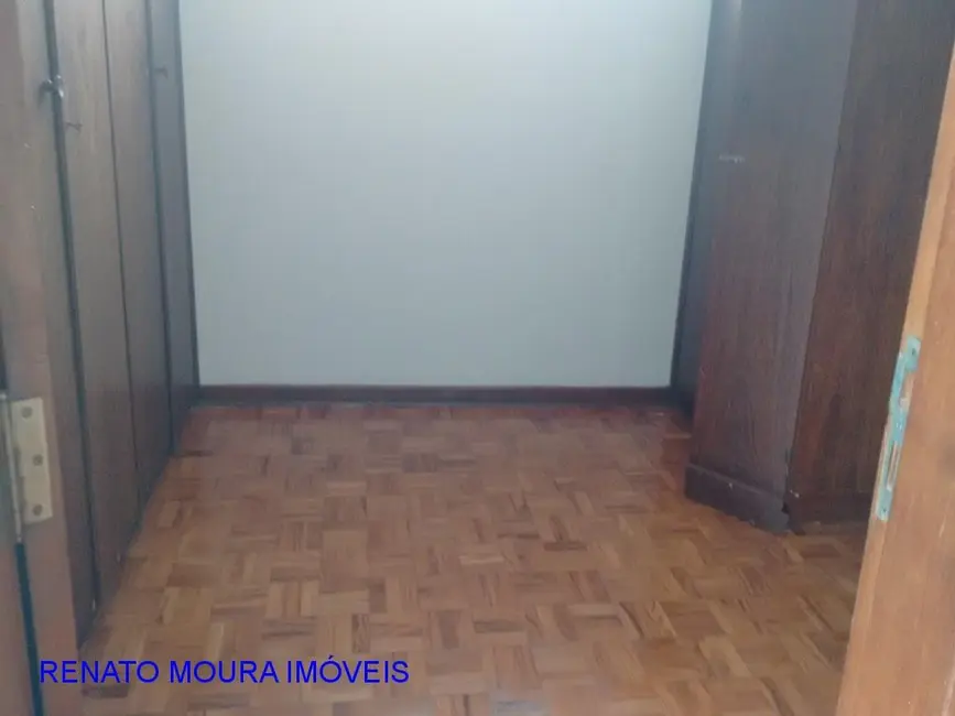 Foto 2 de Sobrado com 4 quartos para alugar, 360m2 em Jardim Santa Rosália, Sorocaba - SP