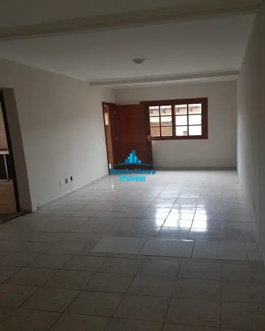 Casa com 3 quartos para alugar, 150m2 em Jardim Santa Bárbara, Sorocaba - SP - imagem 6 Foto 6 de Casa com 3 quartos para alugar, 150m2 em Jardim Santa Bárbara, Sorocaba - SP