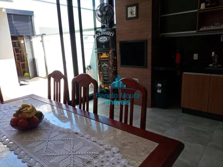 Casa de Condomínio com 3 quartos à venda, 250m2 em Jardim Wanel Ville V, Sorocaba - SP - imagem 3 Foto 3 de Casa de Condomínio com 3 quartos à venda, 250m2 em Jardim Wanel Ville V, Sorocaba - SP
