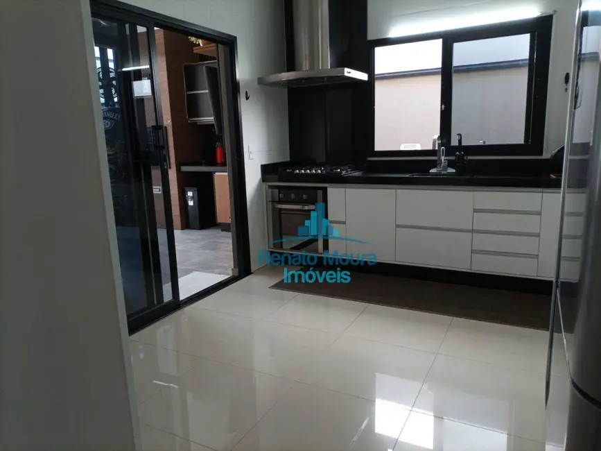 Casa de Condomínio com 3 quartos à venda, 250m2 em Jardim Wanel Ville V, Sorocaba - SP - imagem 5 Foto 5 de Casa de Condomínio com 3 quartos à venda, 250m2 em Jardim Wanel Ville V, Sorocaba - SP