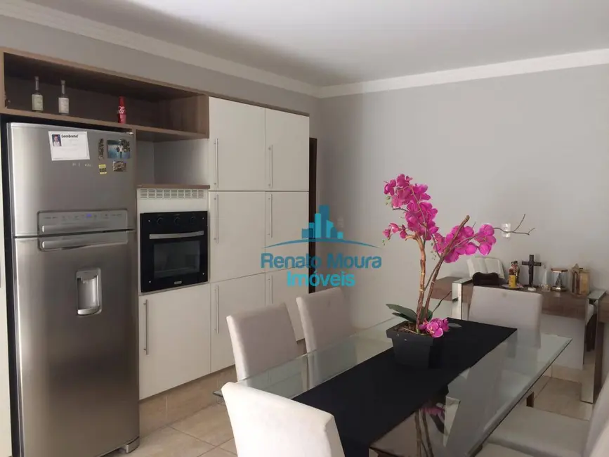 Foto 4 de Casa com 3 quartos à venda, 500m2 em Jardim Ipê, Sorocaba - SP