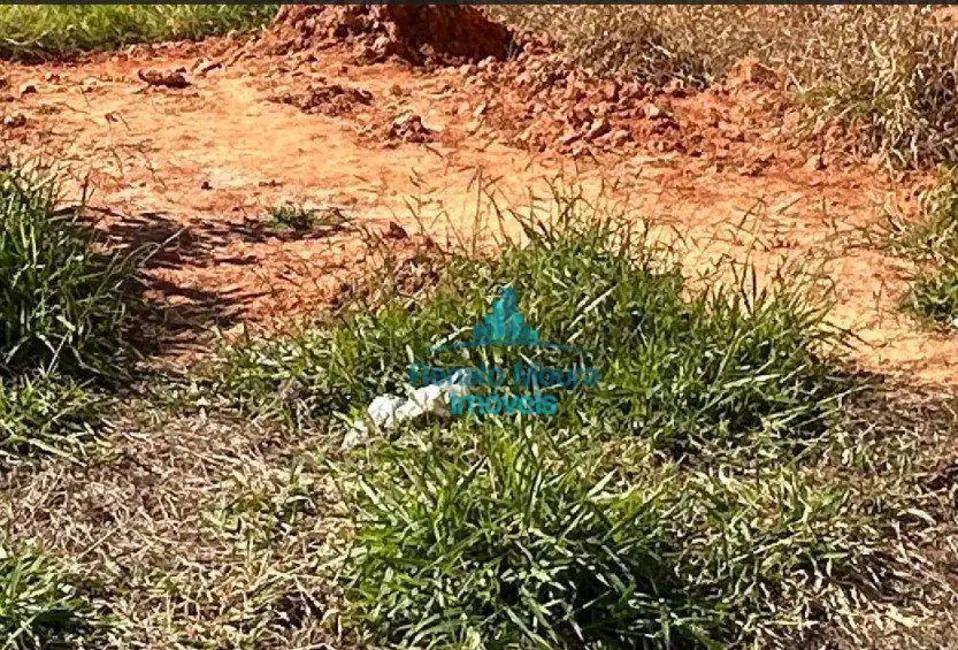 Foto 5 de Terreno / Lote à venda, 335m2 em Aracoiaba Da Serra - SP