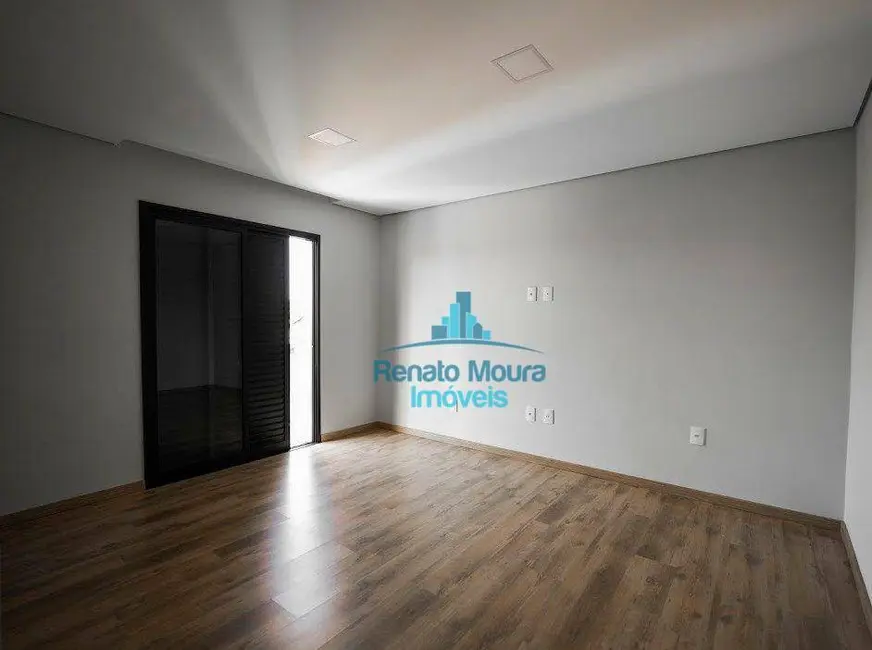 Sobrado com 4 quartos à venda, 250m2 em Jardim Morumbi, Sorocaba - SP - imagem 2 Foto 2 de Sobrado com 4 quartos à venda, 250m2 em Jardim Morumbi, Sorocaba - SP